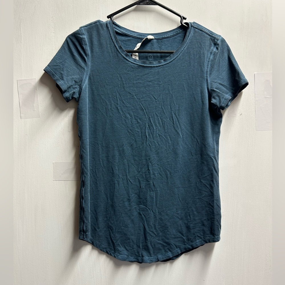 Lululemon  love crew fade
Washed in green